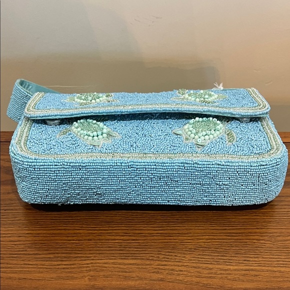 Handcrafted In India | Beaded Purse w/ Dust Bag, Charm Connector & Turtle Charm - Picture 14 of 17